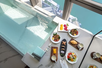 seya panoramic hotel chongqing raffles plaza jiefangbei managed by seya group