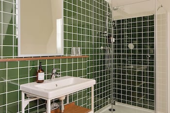 Alfred Hotels Montreuil,,3 star