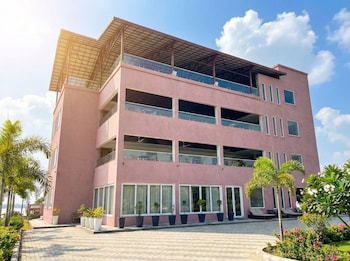 saapna resort and boat club