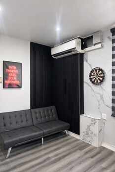 The Hive Boutique Hotel,,2 star