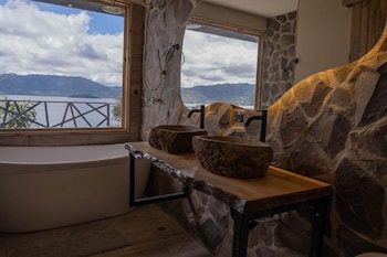 ecohotel mauka