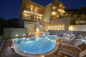 mystery skiathos luxury residence