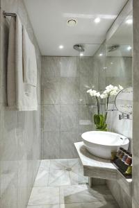 mystery skiathos luxury residence