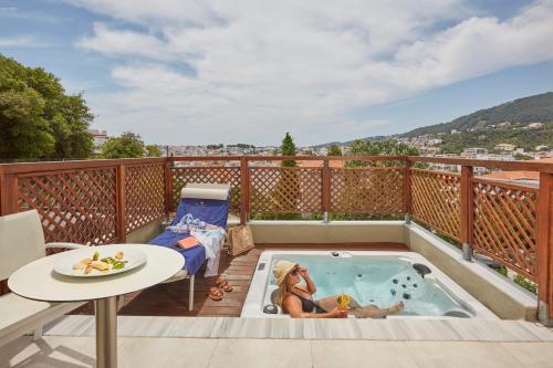mystery skiathos luxury residence