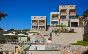 mystery skiathos luxury residence