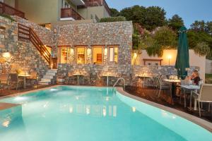 mystery skiathos luxury residence