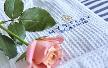 Mystery Skiathos Luxury Residence,Skiathos>>Achladies,4 star