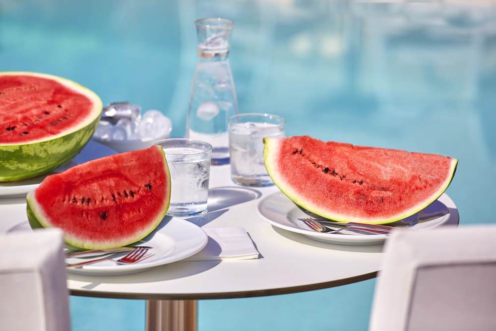 mystery skiathos luxury residence
