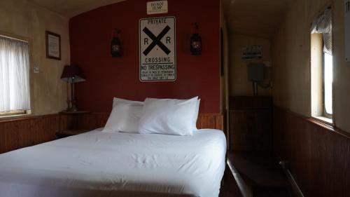 historic caboose on route 66