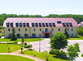 jurjevec castle