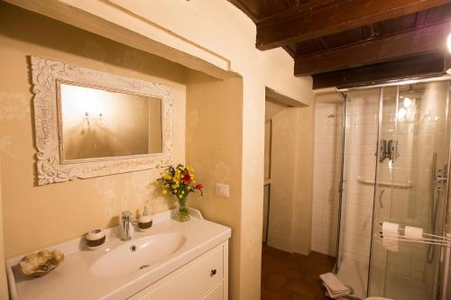 borgo cantarana