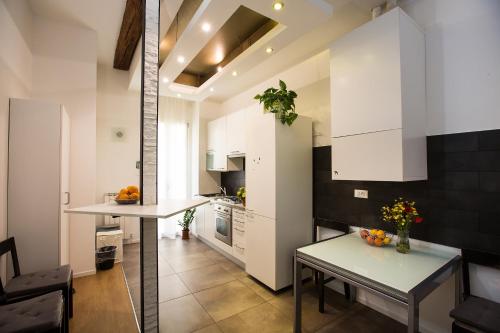 guasto apartments