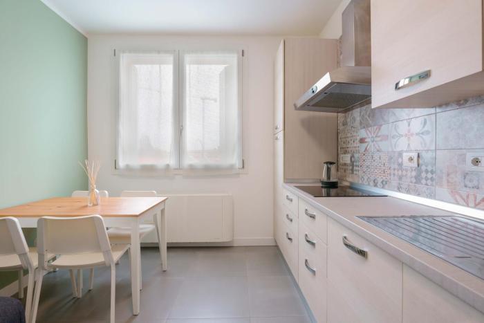 west side bologna apartment