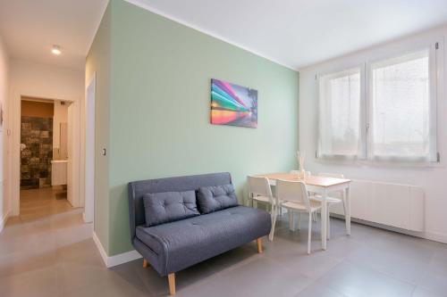 West Side Bologna Apartment,Via Frank Zappa 6,4 star