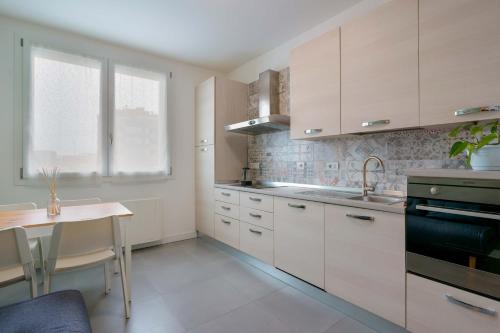 west side bologna apartment