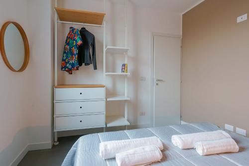 west side bologna apartment