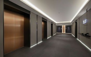 cnhol radient international hotel guangzhou taojin metro station branch