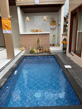 Desta House Ubud,,3 star