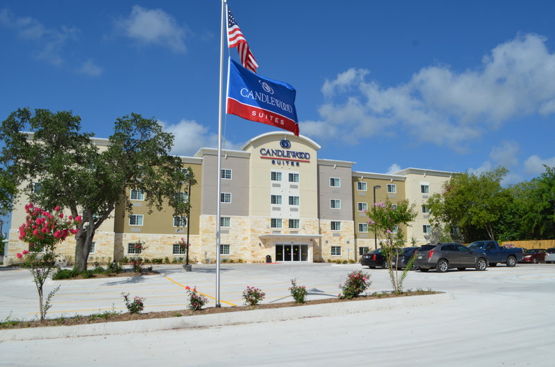 candlewood suites san antonio airport