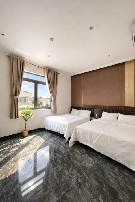 the grand hotel vinh long