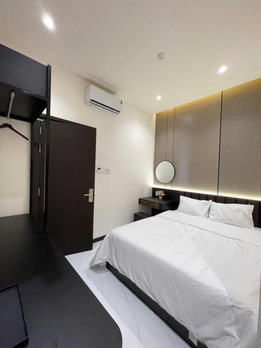 the grand hotel vinh long