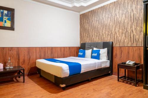 rehat at hotel sabang