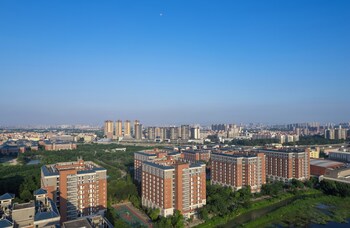 crystal bay bishuiwan hotel machong