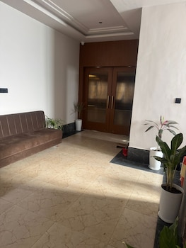 Hotel Golden Bird,,3 star