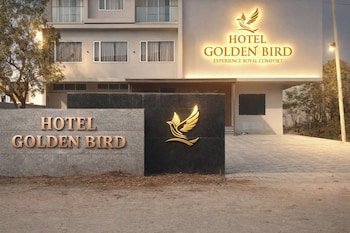 Hotel Golden Bird,,3 star