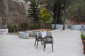 pinewood manor kasauli