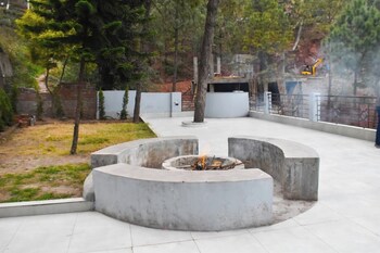 pinewood manor kasauli