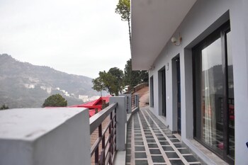 pinewood manor kasauli