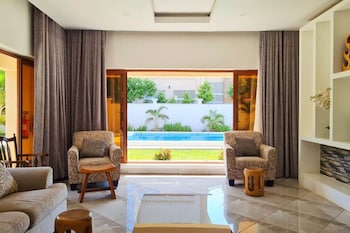 Wandera Homes,,2 star