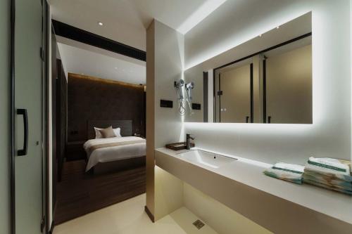 good night hotel