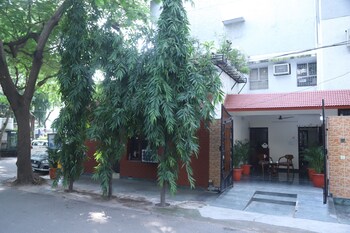fortune home sarita vihar near apollo