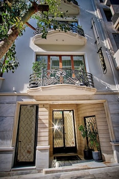 the newel kolonaki