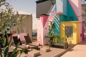 pol and grace hotel