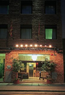 pol and grace hotel