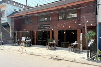 bokeo lodge and restaurant