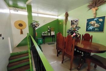 milvir tourist inn el nido near beach