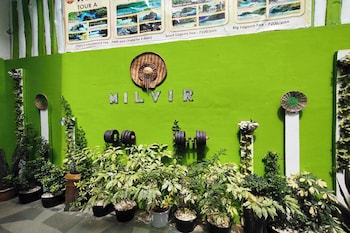 milvir tourist inn el nido near beach