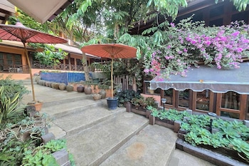 baan yung hill resort