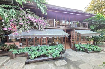 baan yung hill resort