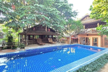 baan yung hill resort