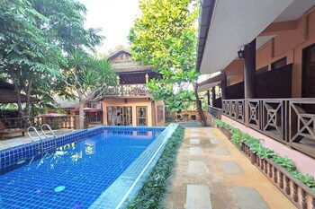baan yung hill resort