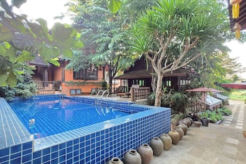 baan yung hill resort