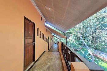 baan yung hill resort