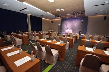 paeva luxury by nakra functionality