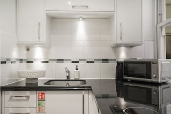 hertford flat 1