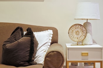 hertford flat 2